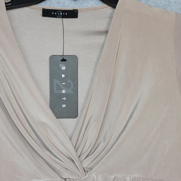 21 Saints Juniors Med Tan Long Sleeve V Neck Twist Open‎ Stomach Top - Picture 2 of 6